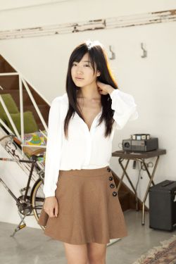 《黑帮大佬和我的365日翻译未删减版》